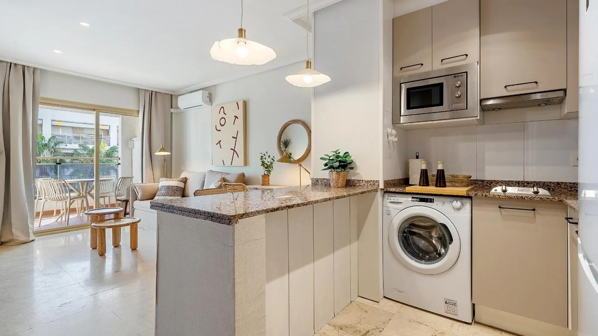 Hauzify I Apartament Michelangelo Salou Spain